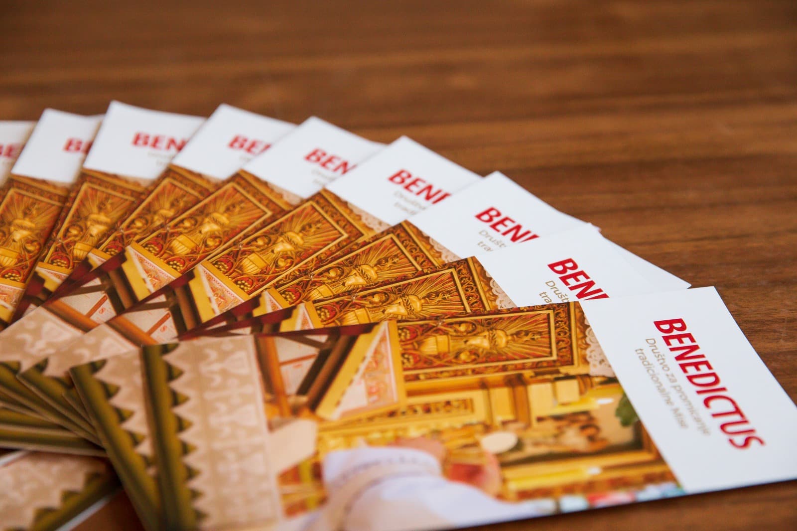 Brošure Društva Benedictus